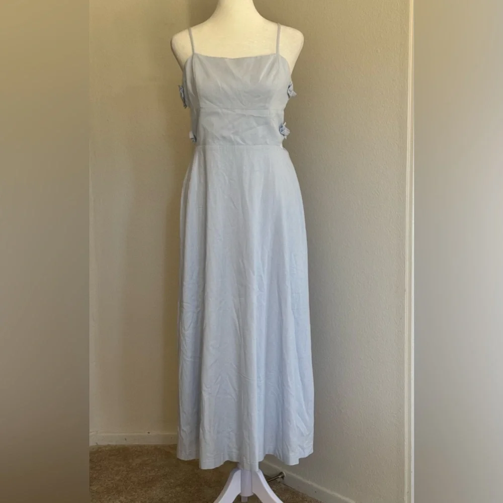 Wayf Women’s Sleeveless Linen Light Blue Midi Dress - Picture 2 of 5